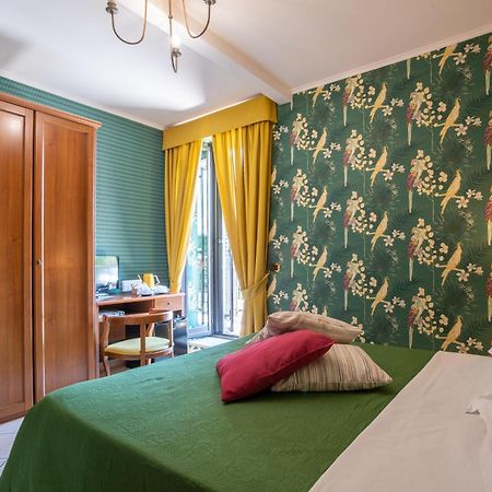Locanda Da Otello Марта Екстериор снимка
