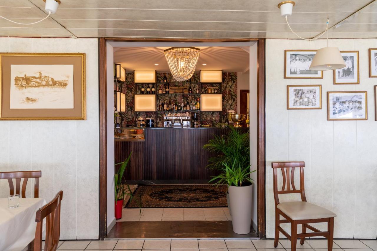 Locanda Da Otello Марта Екстериор снимка
